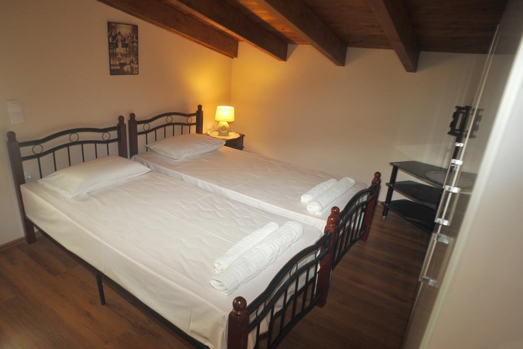 Villa Poulades Gouvia Habitación foto