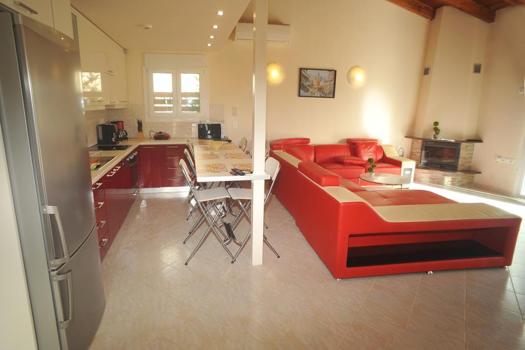 Villa Poulades Gouvia Habitación foto