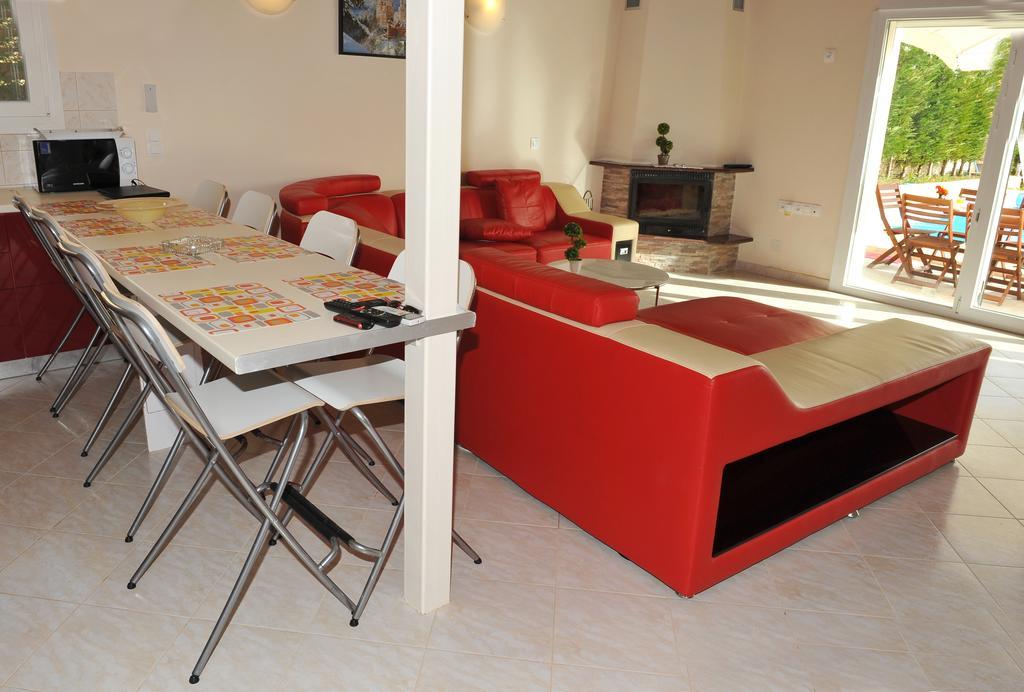 Villa Poulades Gouvia Habitación foto