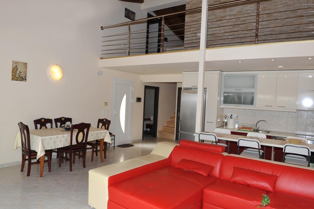 Villa Poulades Gouvia Habitación foto